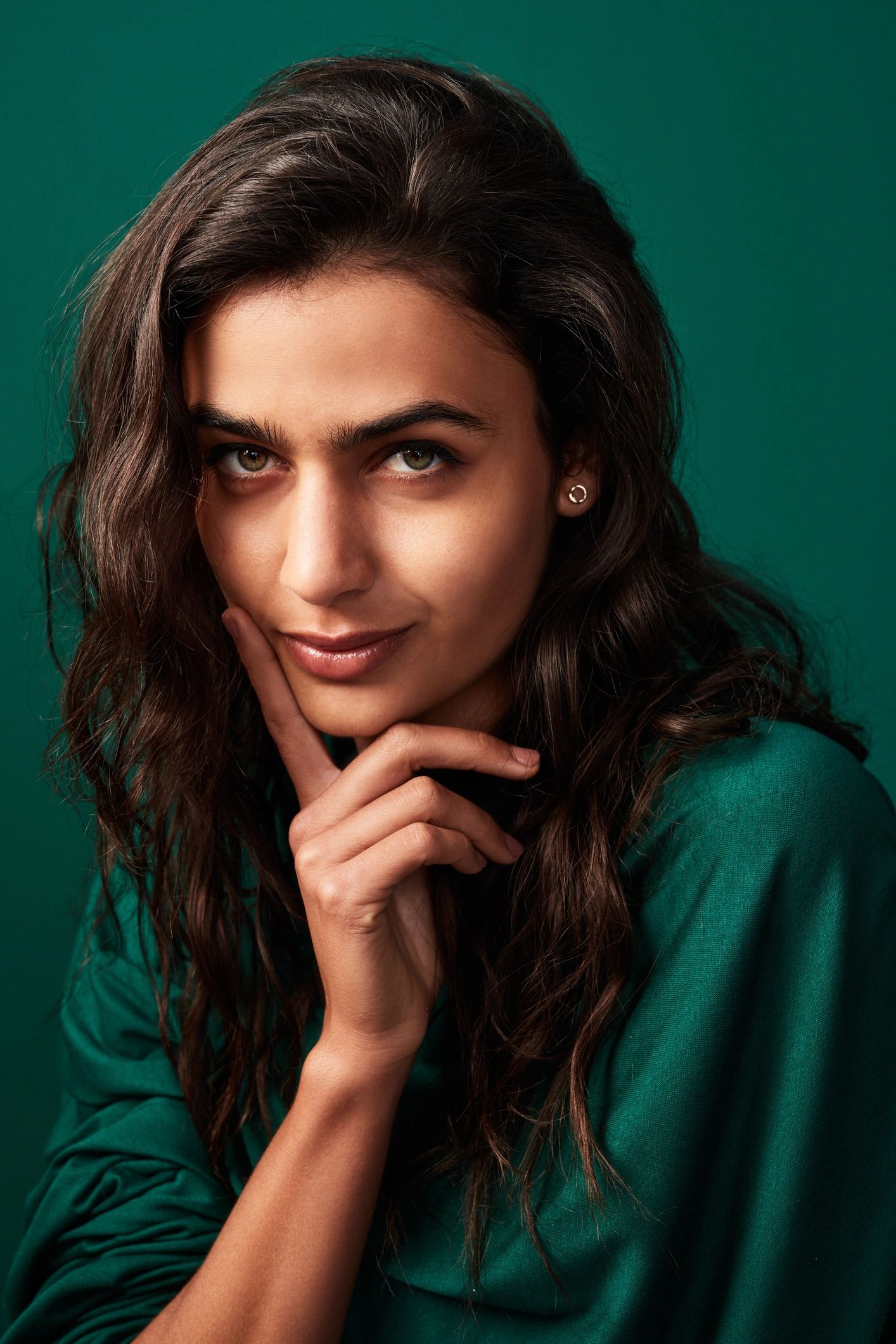 Woman with glowing skin representing a simple daily skincare ritual
